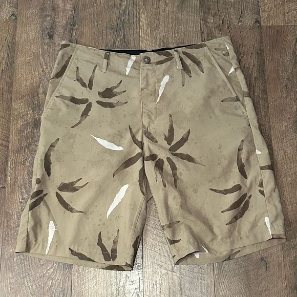 Hawaiian Sandy Beach Print Shorts by Volcom - Picture 1 of 6
